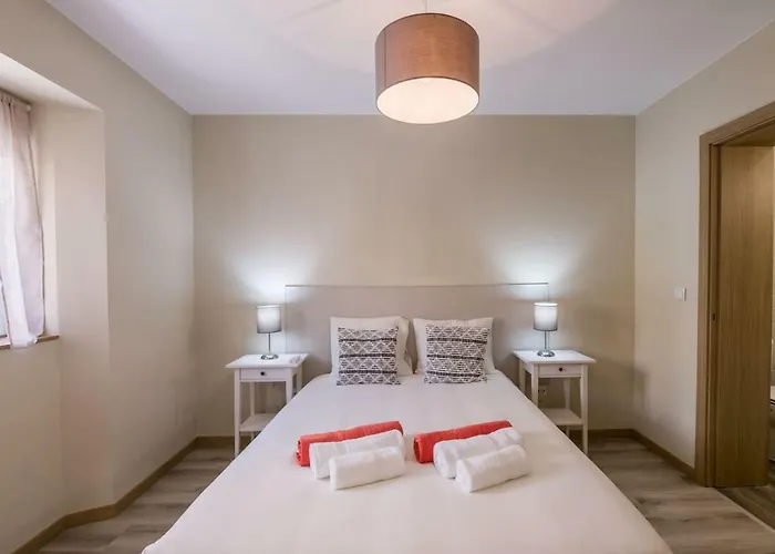 Lovelystay - Sweet Escape I - Terrace Apartment